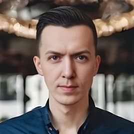Алексей Лавров